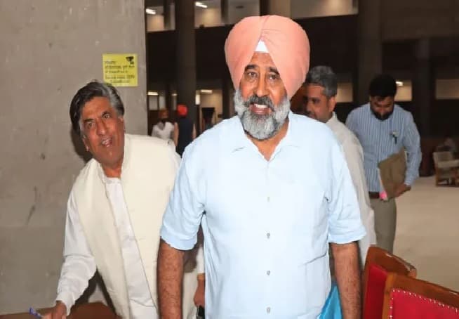 परगट सिंह कल संभालेंगे पंजाब कांग्रेस की कमान, गुटबाजी से निपटना होगी बड़ी चुनौती