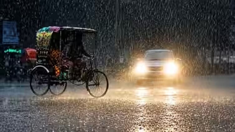 दिल्ली-NCR में बारिश से मौसम सुहाना, जानें अगले 5 दिनों का IMD अपडेट