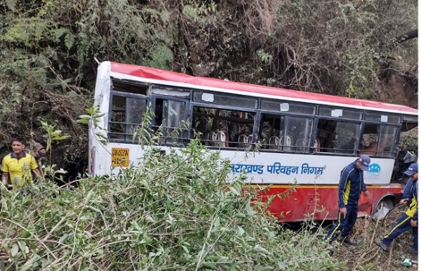 Roadways Bus Falls