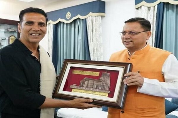 Akshay Kumar met CM Dhami