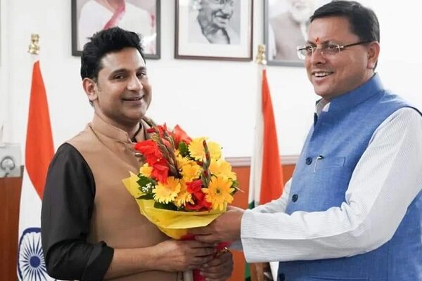 Manoj Muntashir met CM Dhami