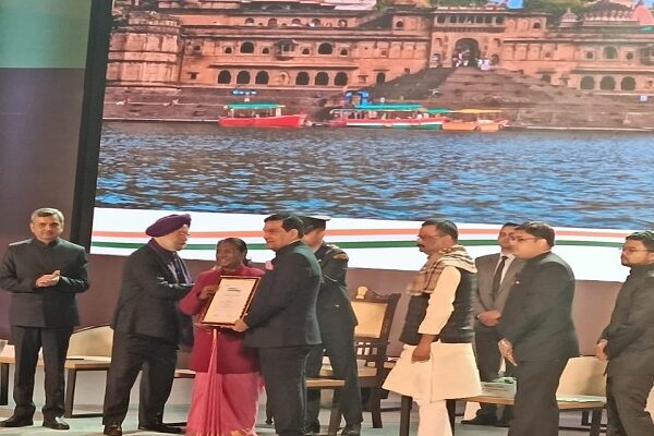 Swachh Survekshan 2023: Varanasi and Prayagraj received President's Award