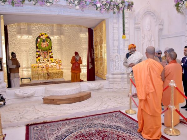 CM Yogi did darshan of Shri Ramlala