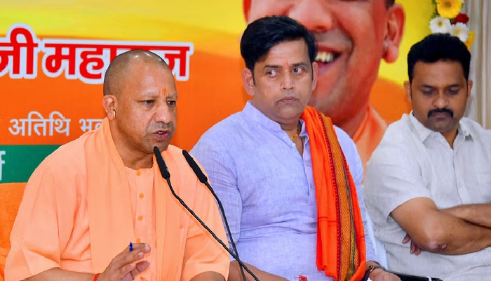 चुनाव और युद्ध को कभी आसान नहीं समझना चाहिए: सीएम योगी