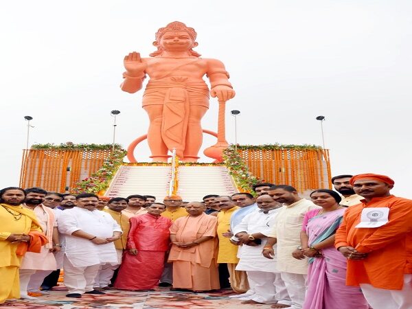 CM Yogi unveiled 51 feet high Hanuman statue