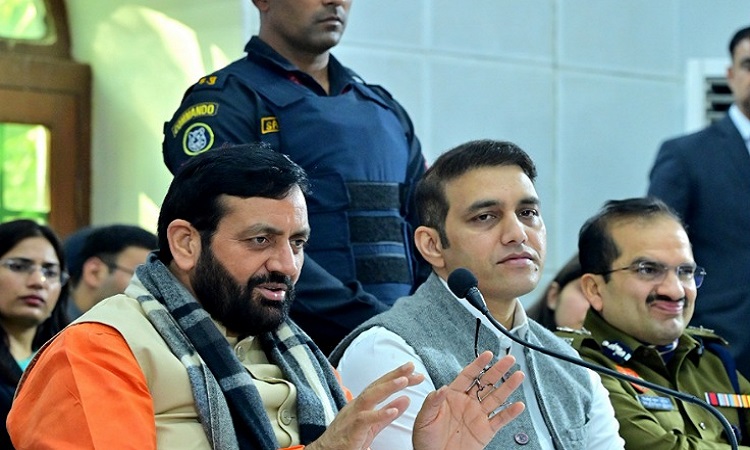 गुरुग्राम में सफाई व्यवस्था को लेकर मुख्यमंत्री के सख्त निर्देश, अगले माह फिर होगी समीक्षा