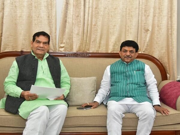 AK Sharma and Kapil Dev will go to Gujarat to invite for Maha Kumbh