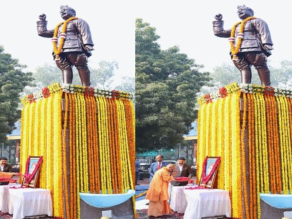 CM Yogi paid tribute to Netaji Subhash Chandra Bose