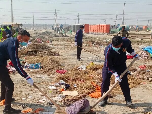 NCC cadets launched cleanliness drive in Maha Kumbh Mela area