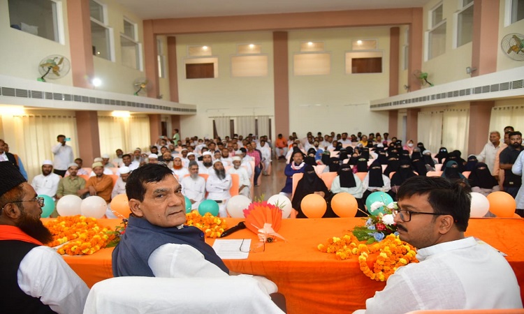 वक्फ़ संपत्ति का प्रयोग अब गरीब मुस्लिम भाई बहनों को सुविधाए देने में किया जाएगा: एके शर्मा