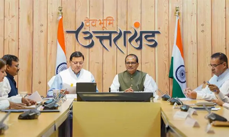 CM और केंद्रीय मंत्री शिवराज चौहान ने उत्तराखंड में कृषि, ग्रामीण योजनाओं की समीक्षा की
