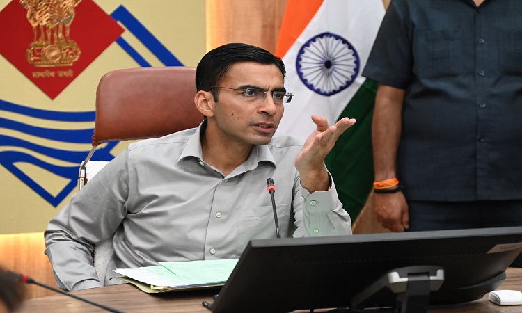 DM Savin Bansal