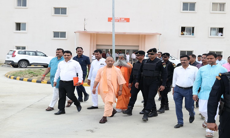 CM Yogi