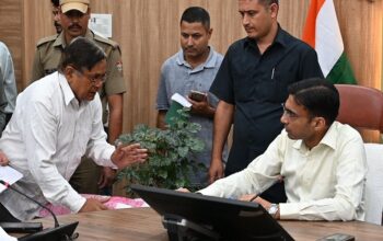 DM Savin Bansal