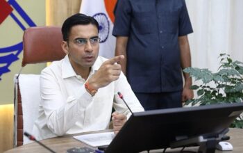DM Savin Bansal