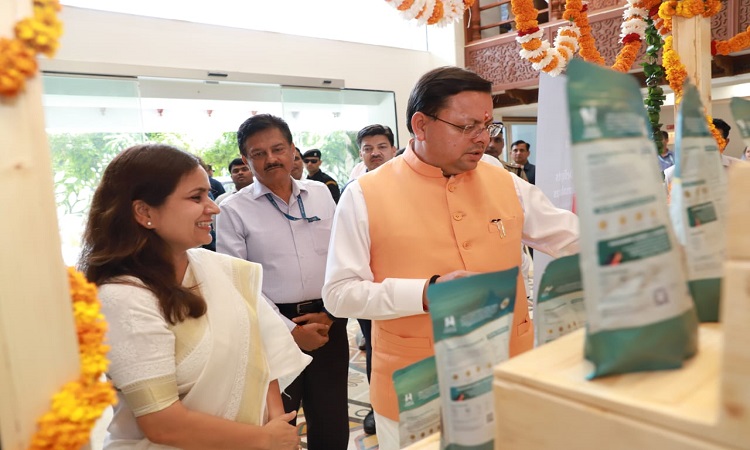 CM Dhami inaugurated the 'House of Himalayas' outlet