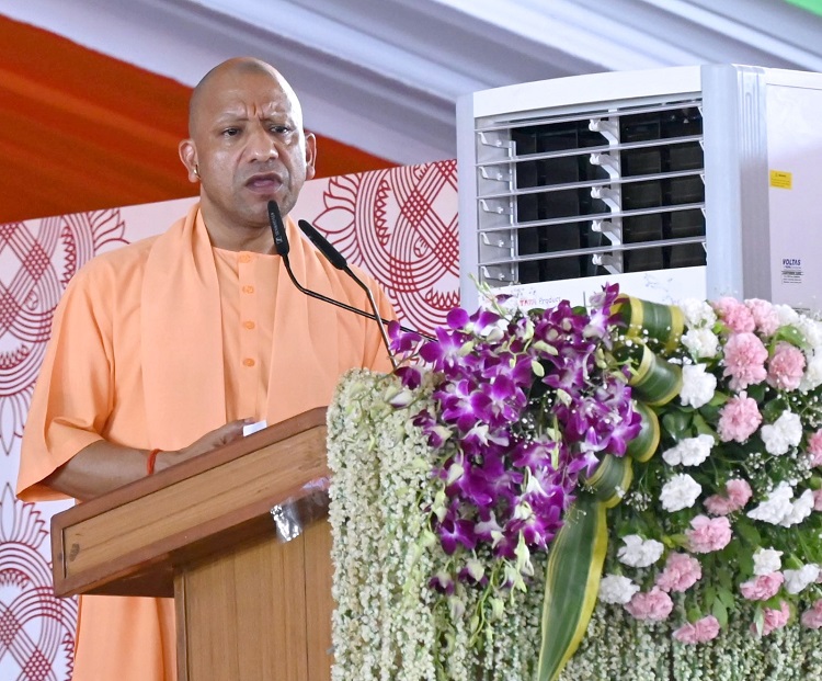 हर जिले में बनाएंगे 100 बेडेड आयुष वेलनेस सेंटर : सीएम योगी