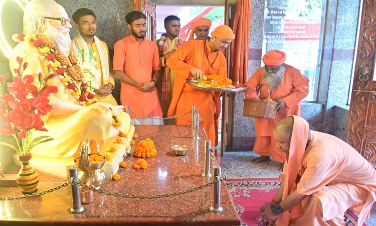Gorakshapeeth is an example of the ideal relationship between Guru and disciple