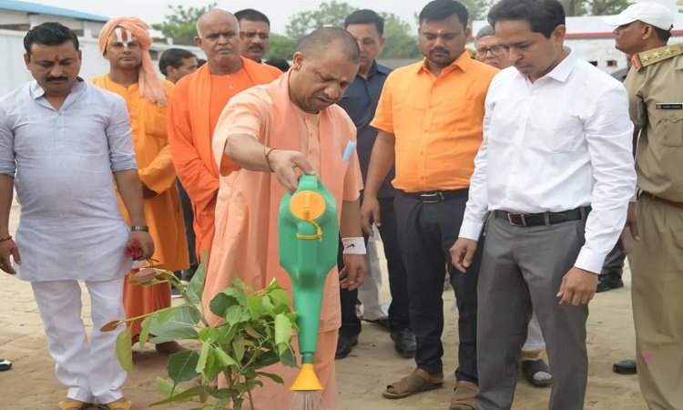 CM Yogi