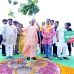 CM Yogi