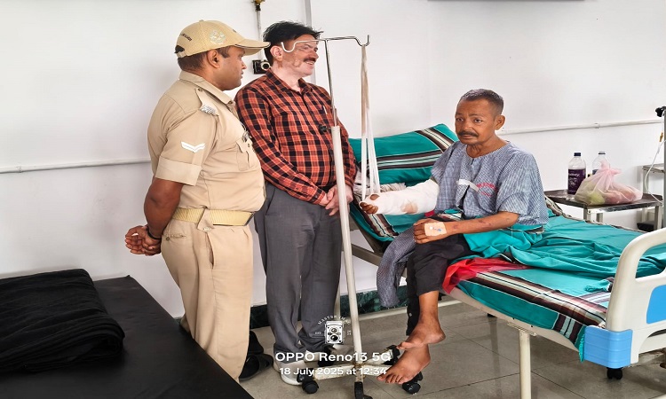 On DM's request, Helping Hand treated Raju for free
