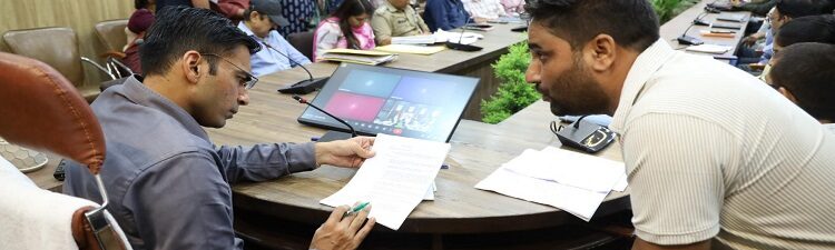 DM Savin Bansal