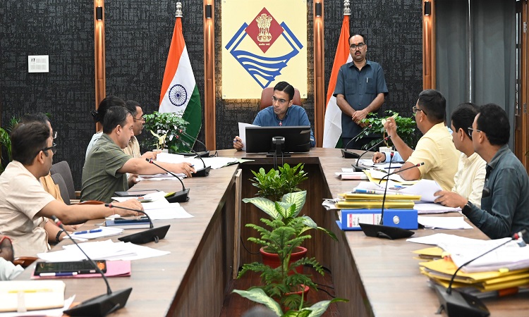 DM Savin Bansal