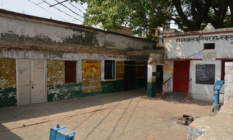 Dilapidated school buildings will be demolished