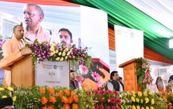 CM Yogi inaugurated UP's first green hydrogen plant