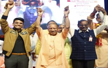 CM Yogi announced scholarship in the name of Group Captain