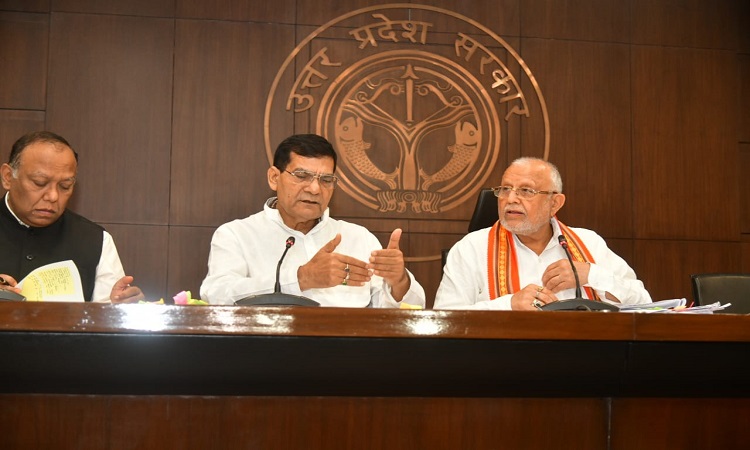 E-buses will be started operating soon: AK Sharma