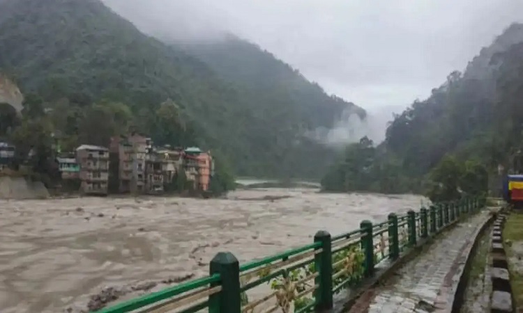 Cloudburst causes devastation in Dehradun