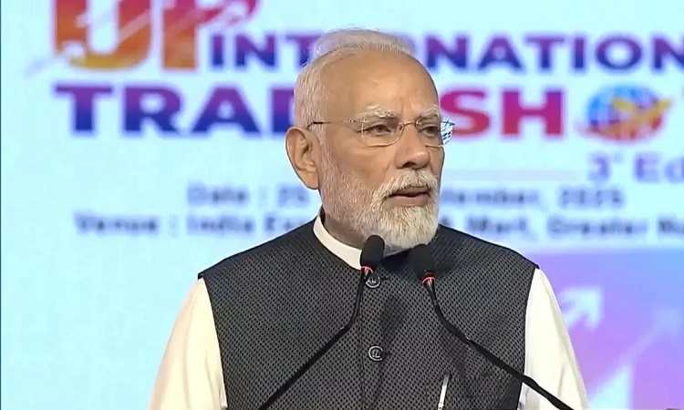 विकास के लिए आत्मनिर्भरता बहुत जरूरी, आज देश का नागरिक स्वदेशी से जुड़ रहा है: मोदी
