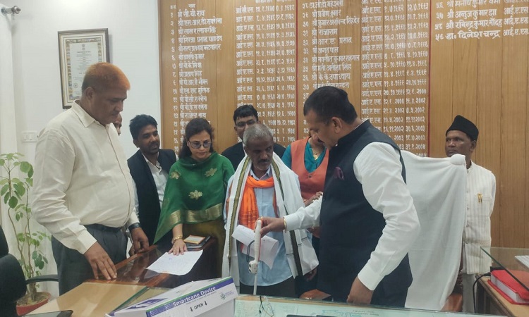 Lucknow tops by settling the maximum number of revenue cases
