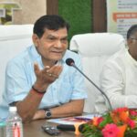 AK Sharma interacted with traders regarding tax reforms.