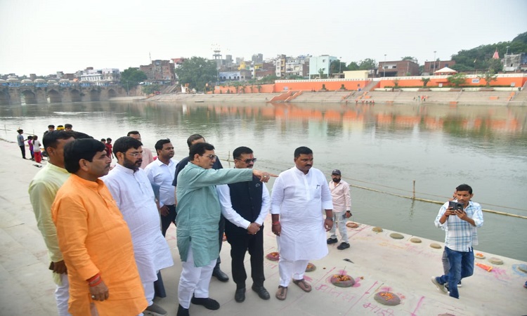 AK Sharma