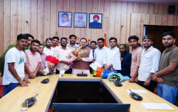 Representatives of Uttarakhand Unemployed Association met CM Dhami
