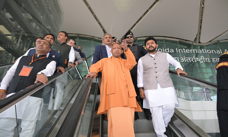 CM Yogi inspected Noida International Airport