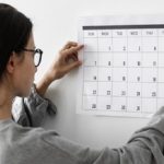 इस दिशा में न लगाएं नए साल का  कैलेंडर, रुक जाएगी तरक्की