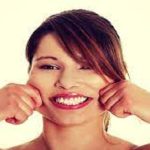 सर्दियों में फटते हैं गाल, इन उपायों से दूर करें ये समस्या