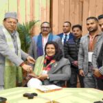 Dr. Deepa Malik met CM Dhami