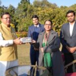 DRM, Moradabad Vinita Srivastava met CM Dhami.