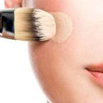 मेकअप करते समय न करें ये गलतियां, बिगड़ जाएगा पूरा लुक