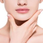 चिन का कालापन होगा गायब, आजमाए ये उपाय