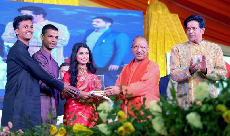 हम सिर्फ संभावनाओं की बात नहीं करते, परिणाम भी देते हैं : सीएम योगी