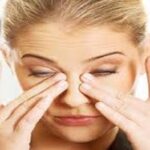 आंखों में होती है जलन, तो इन उपायों से पाएं राहत