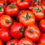 डेड स्किन को गायब कर देगा टमाटर का इस्तेमाल, मिलेगी निखरी स्किन