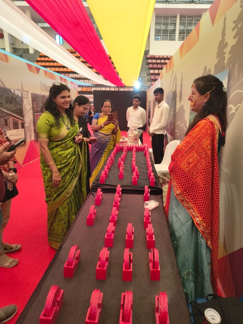 बेंगलुरु में गूंजी उत्तराखंड की लोक आत्मा, ऐपण कला ने We Utsav में बटोरा सबका ध्यान