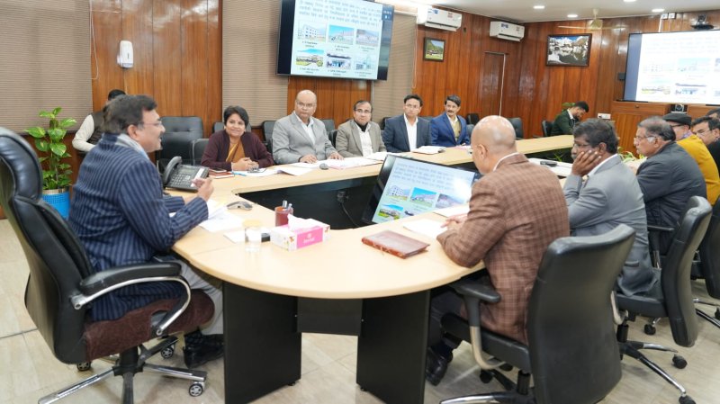 यूटीयू परिसरों को मजबूत करने की तैयारी, तकनीकी शिक्षा के ढांचे पर फोकस