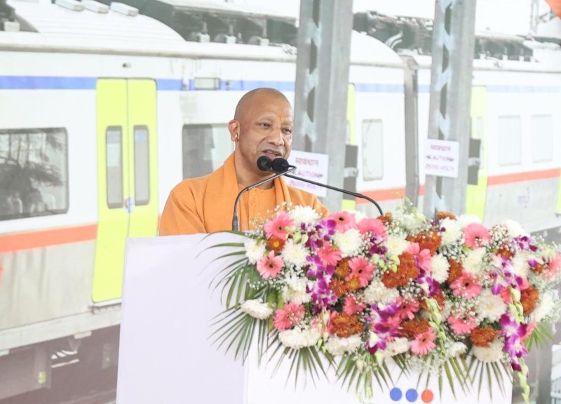 प्रधानमंत्री मोदी नए व आधुनिक भारत का शिल्पी व निर्माता :योगी